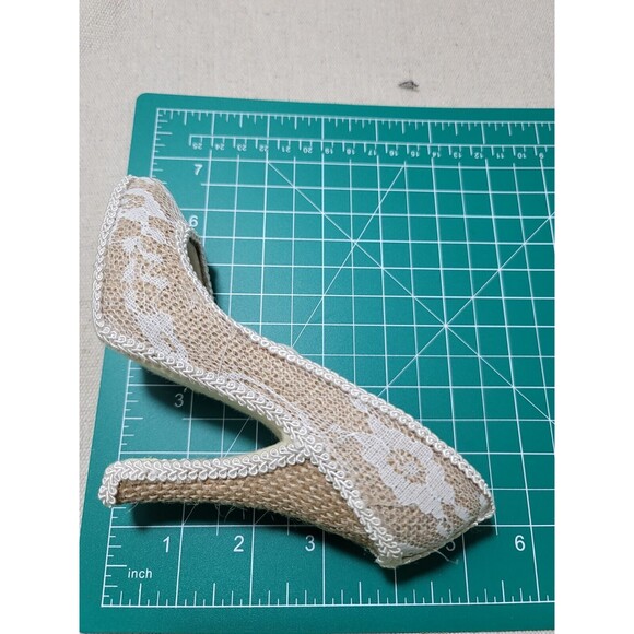 Vintage Look Lace Covered Ring Holder beige - Picture 7 of 8